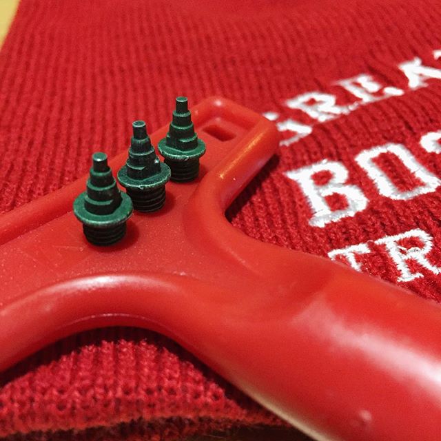 christmas tree spikes